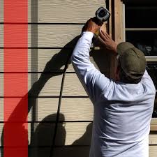 How To Choose The Right Materials for Your Siding Installation in 'Three Lakes, FL